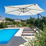 Adriatica Villa *