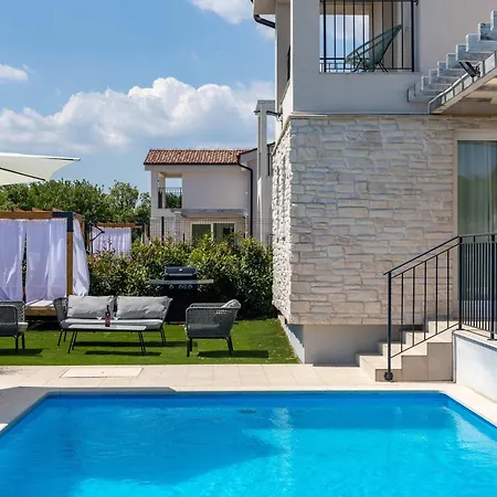 Adriatica Villa *