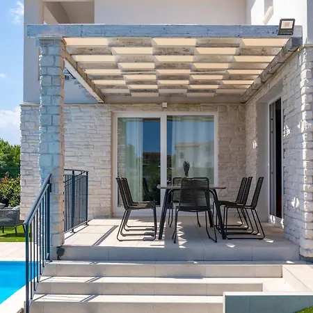 Adriatica Villa Diminici